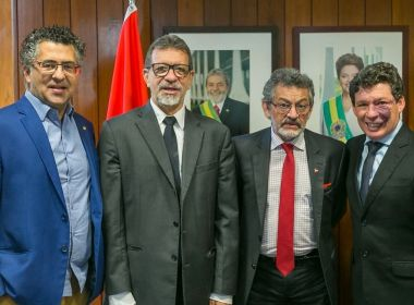 Deputado Afonso Florence é o novo líder da oposição no Congresso Nacional