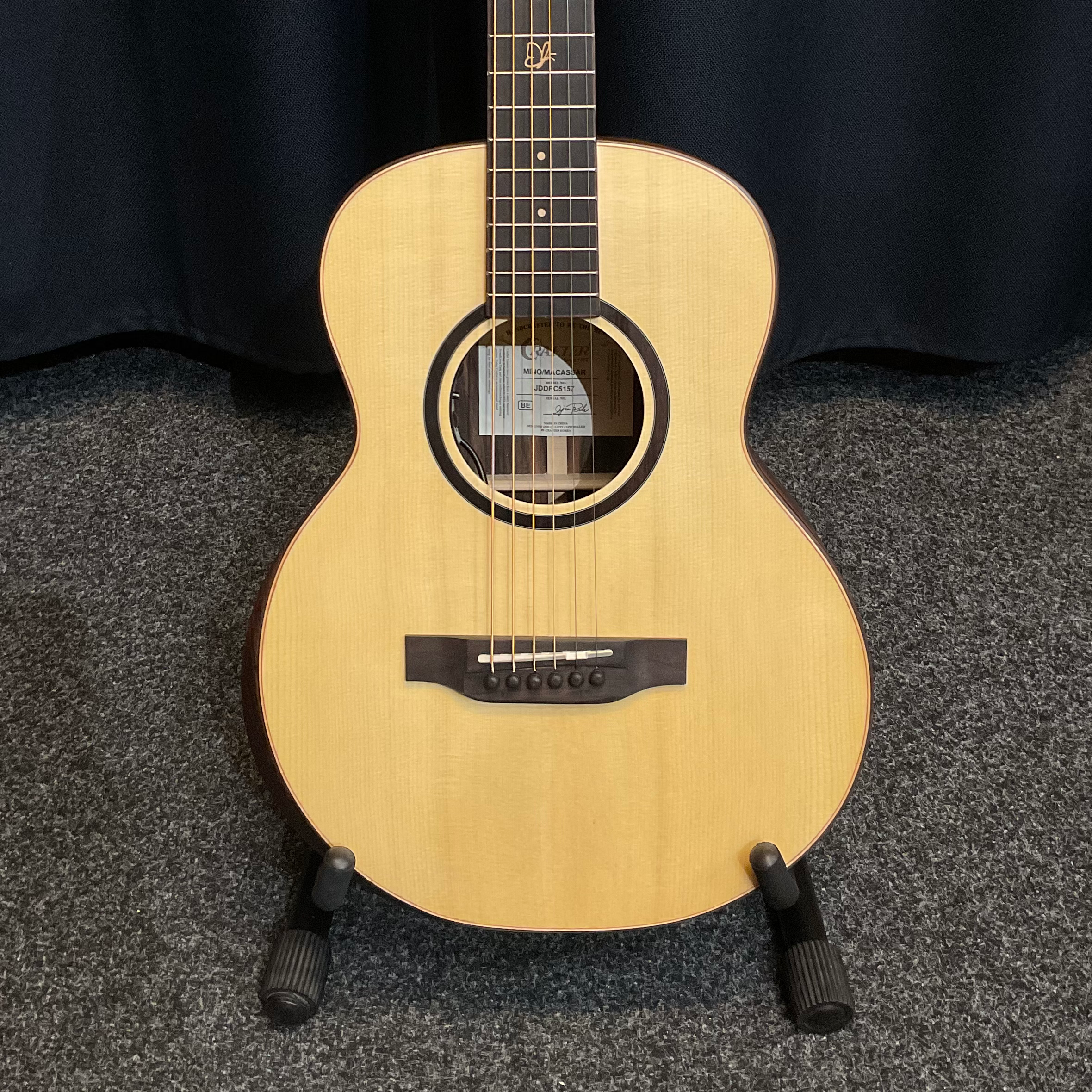 Crafter MINO MACASSAR