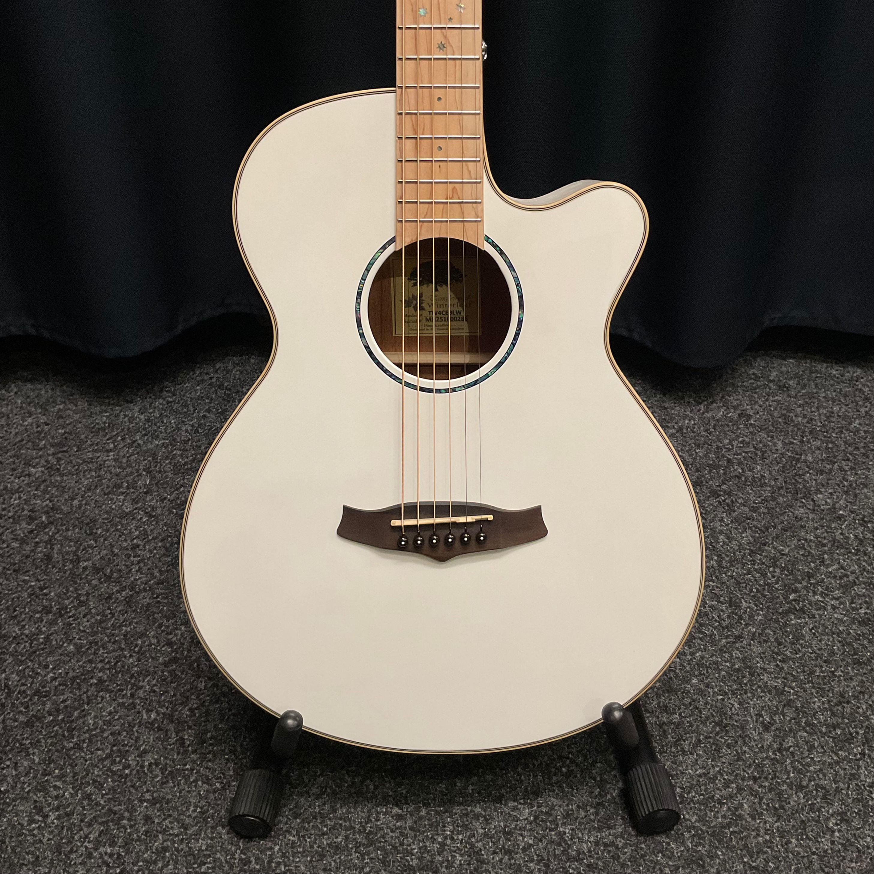 Tanglewood Winterleaf Blonde TW4CEBLW