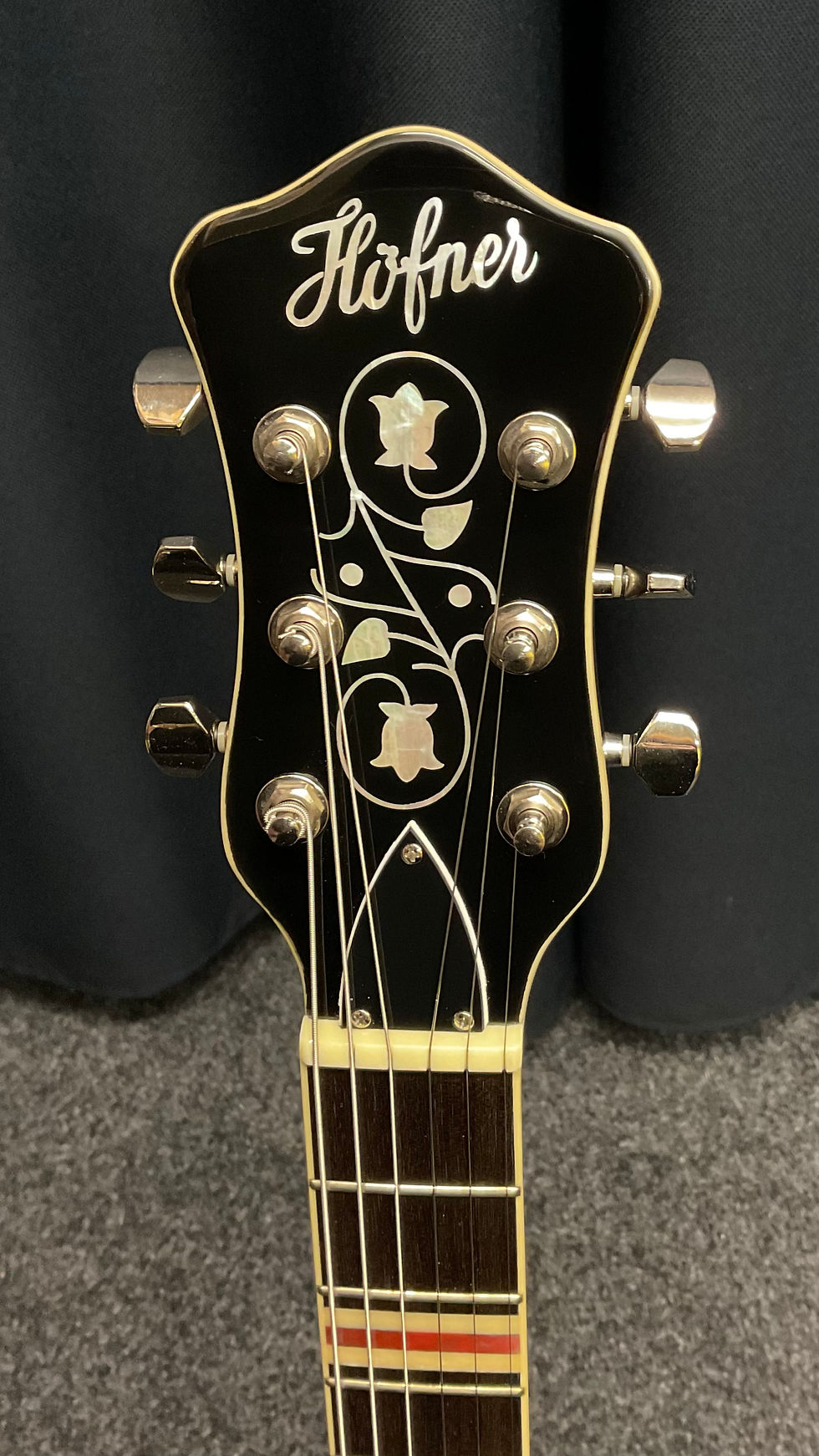 Thumbnail: Hofner HCT Club Solid (Preowned)