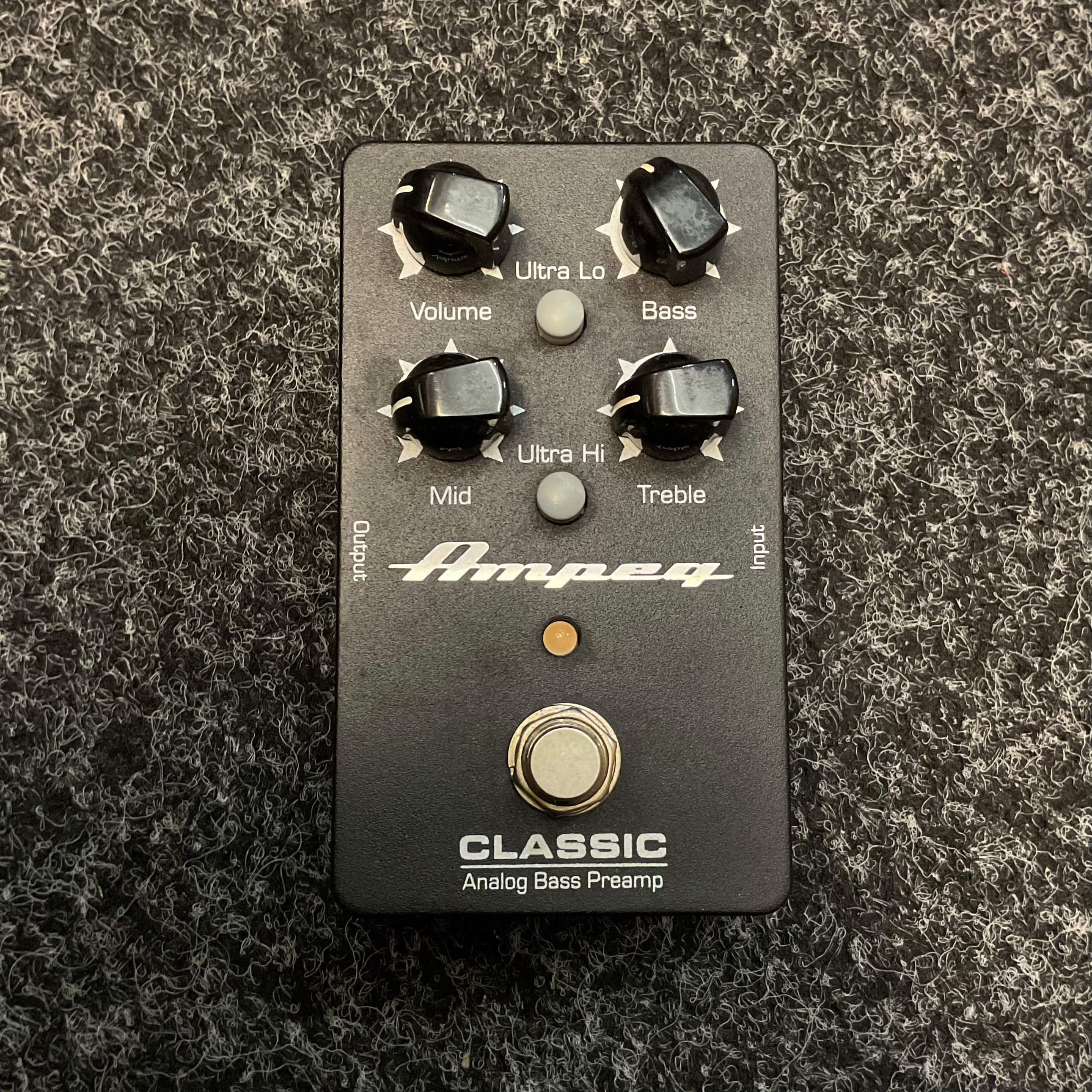 Ampeg Classic Analog Bass Preamp (Preowned)