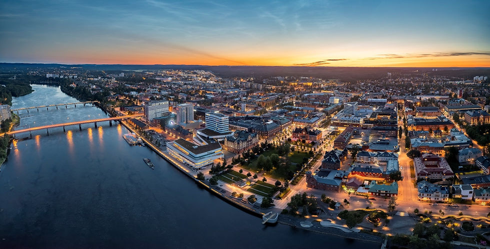 Umeå stad natt sommar. Fredrik Larsson.jpg