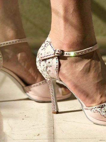 wedding shoes with rhinestones and Swarovski crystals