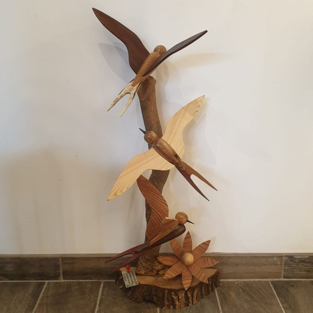 Structure décorative en bois  (Hirondelles)