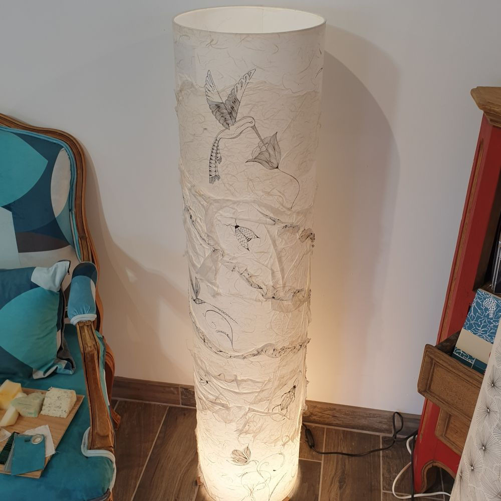 Lampe en papier de soie de paille