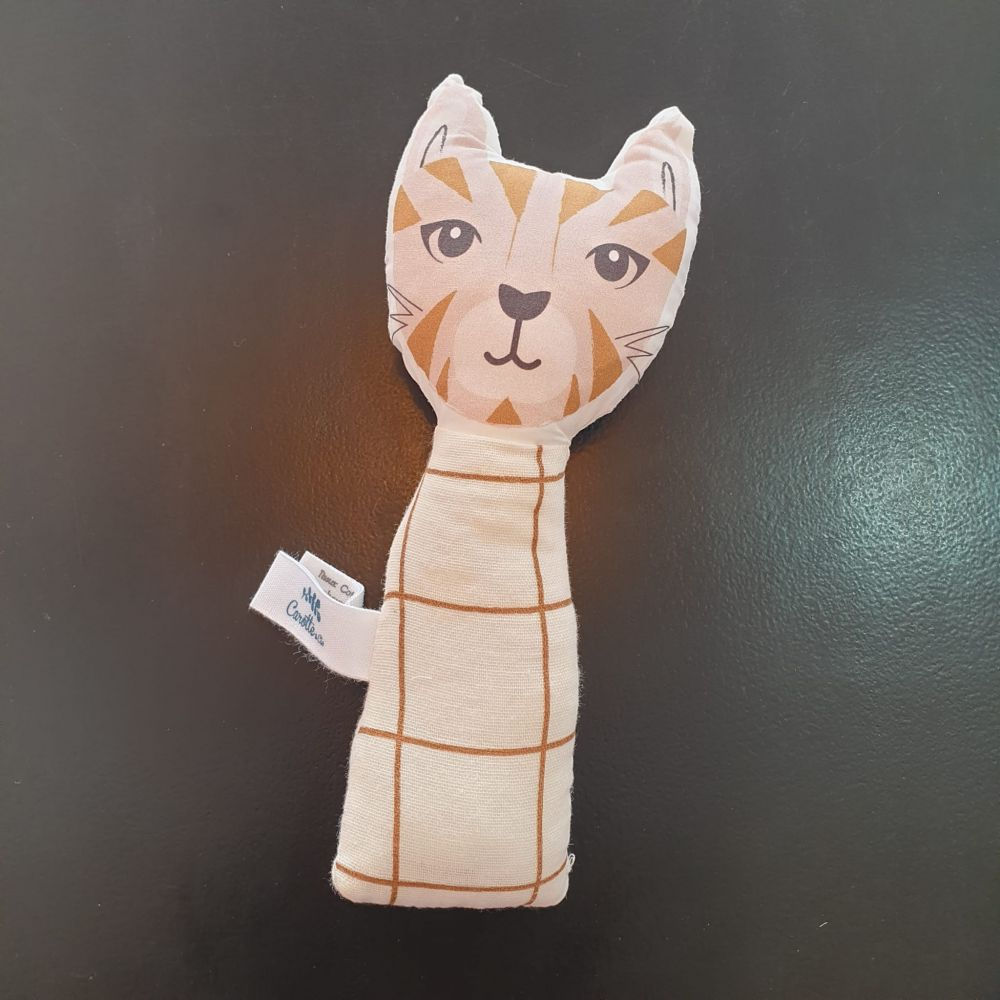 Hochet gling-gling Chat carreaux beige et camel