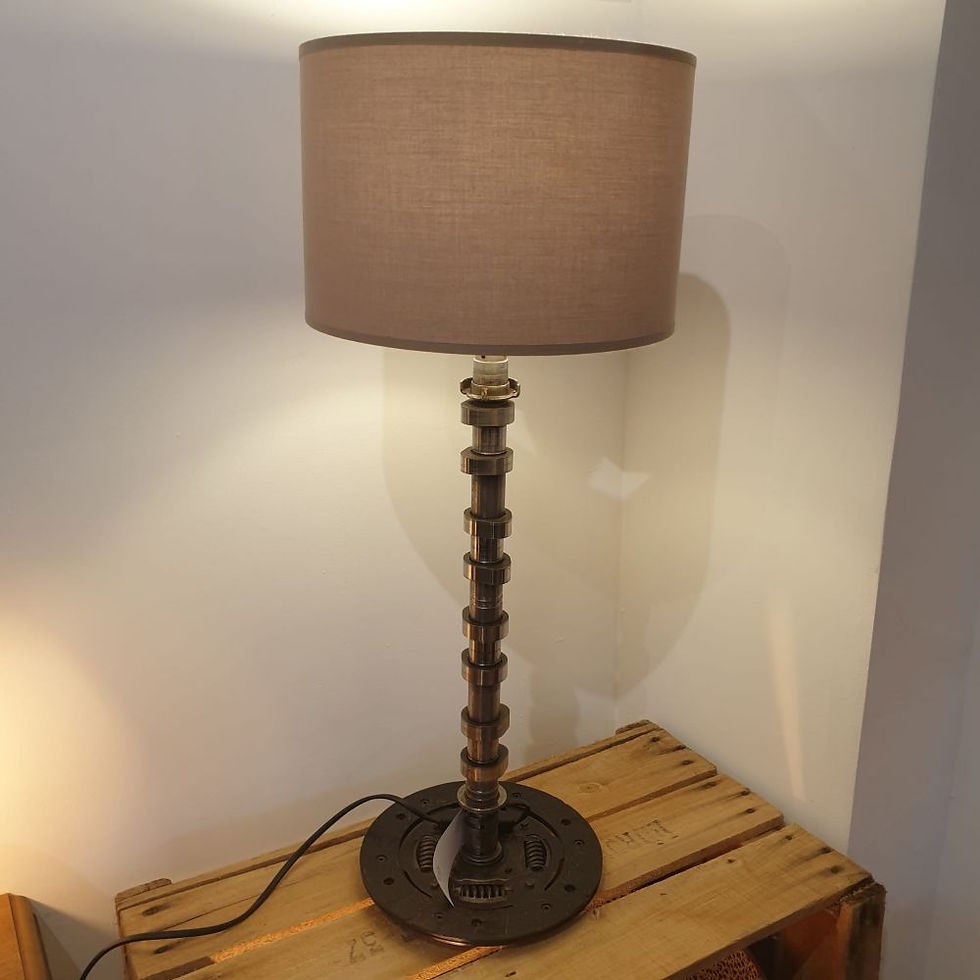 Miniature : Lampe arbre à cames et son abat-jour marron (n°5)