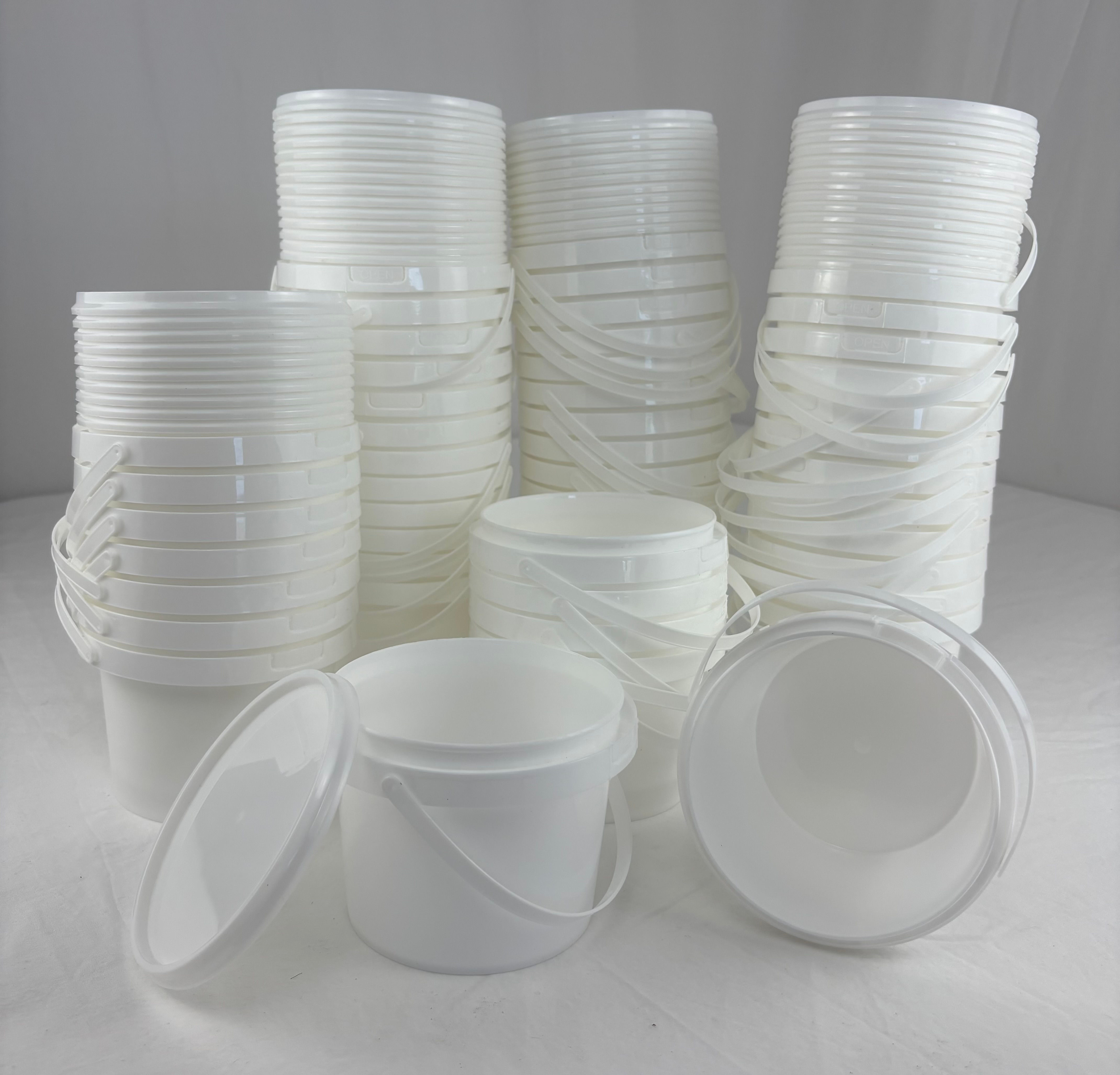 Mifoci 16 oz Round Plastic Bucket with Lids & Handles (50 Pcs)