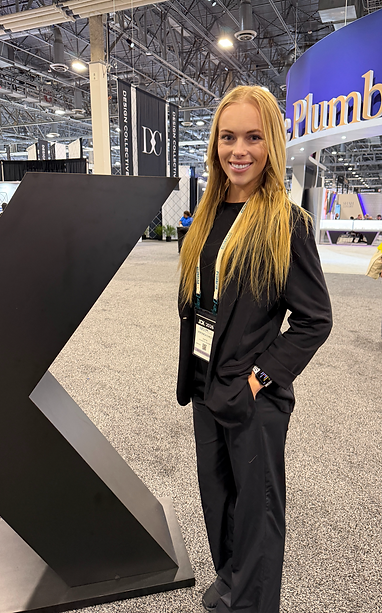 Convention lead generation specialist representing an exhibitor at a Las Vegas industry expo, engaging decision-makers, qualifying prospects, coordinating business conversations, and helping companies build valuable connections throughout a high-traffic convention environment.