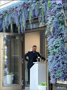 Los Angeles event bar captain managing premium mobile bar service at a high-end private event, overseeing bartenders, glassware setup, cocktail stations, and service timing. Professional bar captain in Los Angeles coordinating event bar staff, ensuring smooth alcohol service, guest flow, and brand presentation during corporate events, private parties, and luxury receptions. Experienced LA event bar captain responsible for bar operations, staff leadership, inventory control, and elevated guest experience at upscale events.
