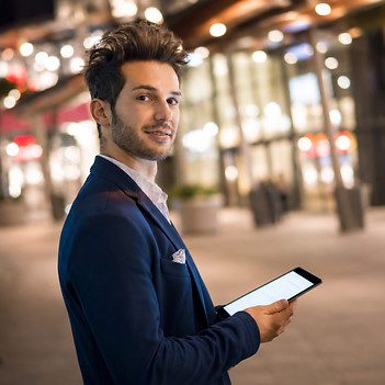 Event Captain Managing Corporate Event Operations in San Francisco