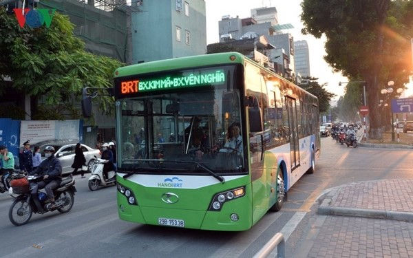 MỞ RỘNG MẠNG LƯỚI XE BUS – THÚC ĐẨY SỰ PHÁT TRIỂN DU LỊCH CỦA NGOẠI THÀNH HÀ NỘI.	