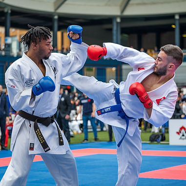 a-photo-of-an-outdoor-martial-arts-compe_NmZS7eplTjKV2UPGQKyx9Q_1lxfVsqQRQCjlEv7Zh_pEQ.jpe