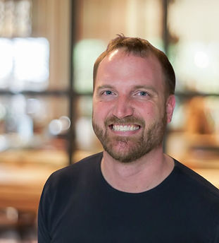 headshot of Nick Henning