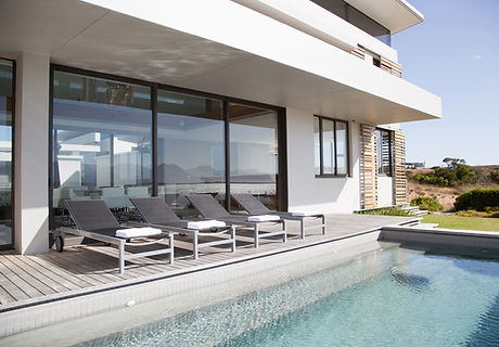 Villa Pool