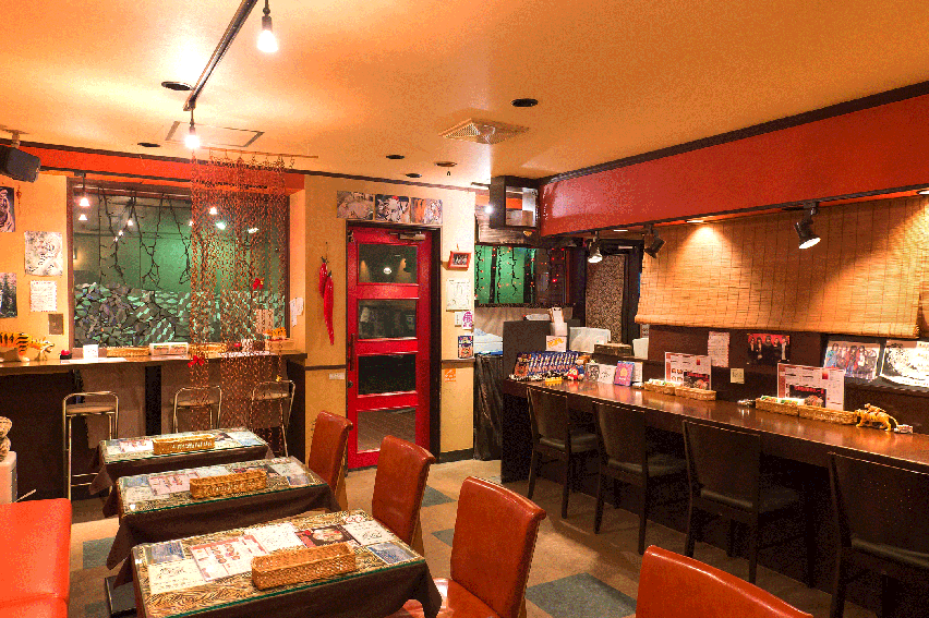札幌市北区虎が溢れる店内 タイガーカレー