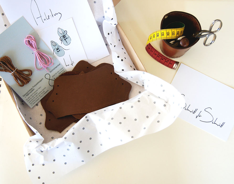 Miniaturbild: Babyschuhe aus Leder in verschiedenen Farben
