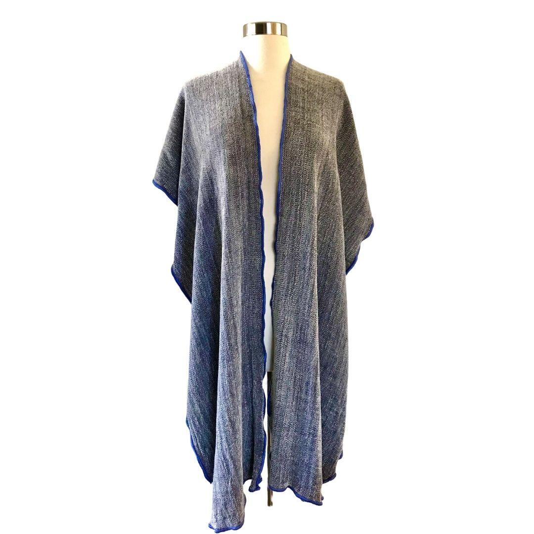 Pale Gray Hooded Shawl 