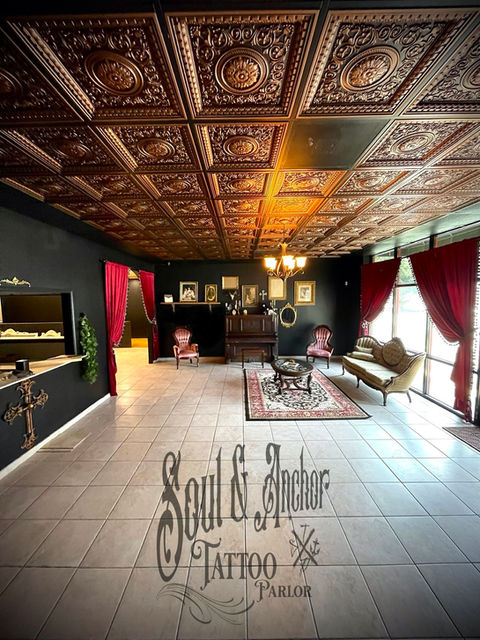 Soul and Anchor Tattoo Parlor lobby