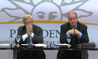 Cadena en horario central
En política no
hay casualidades