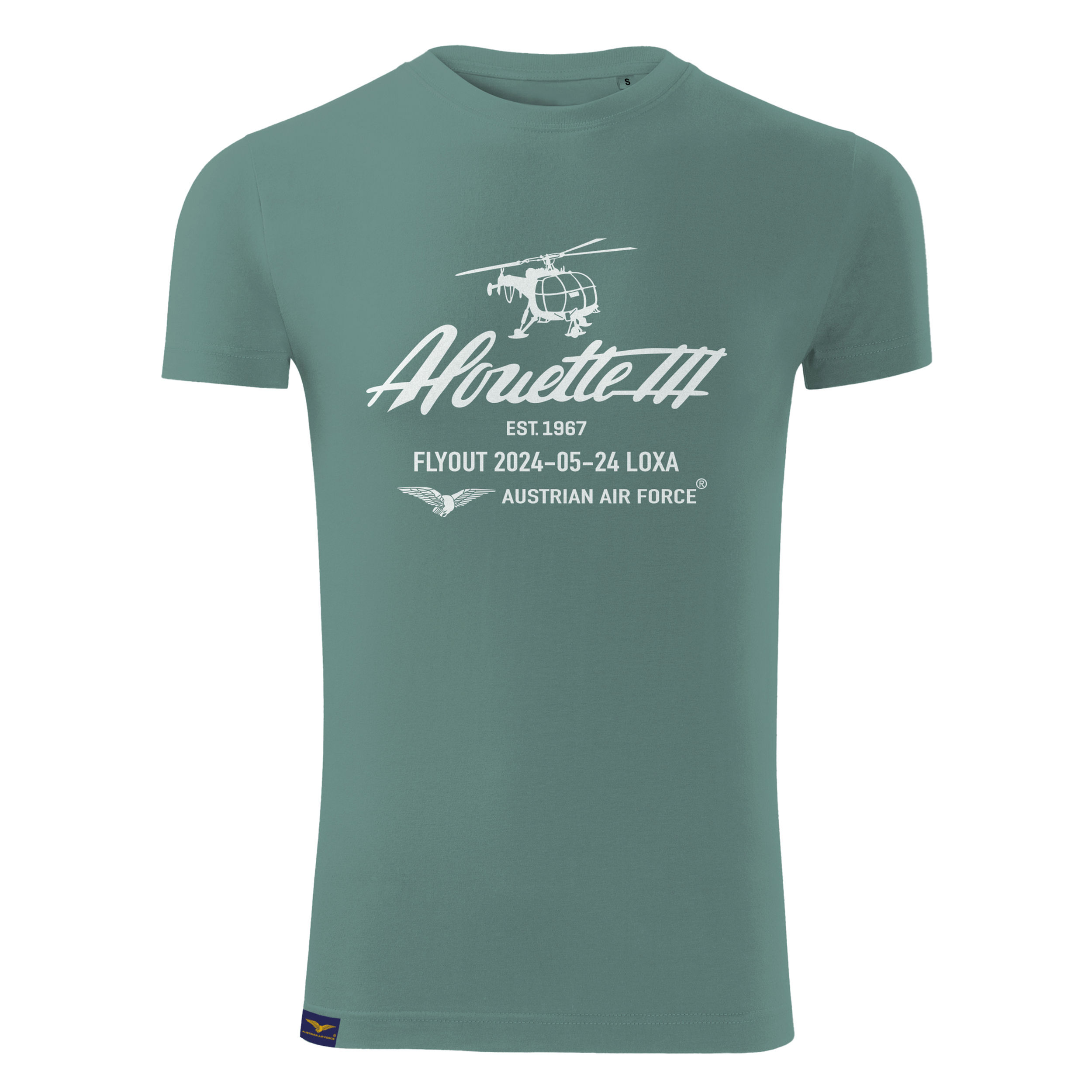 Vorderansicht vom T-Shirt, großer Alouette 3 Siebdruck auf der Brust und Austrian Air Force Weblabel am Saumabschluss rechts.