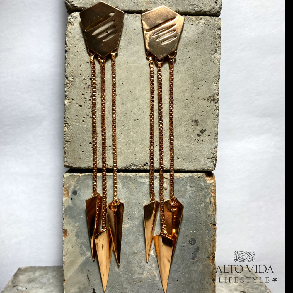 Mimari Kesmek Iki Long Drop Triple Spike Earrings