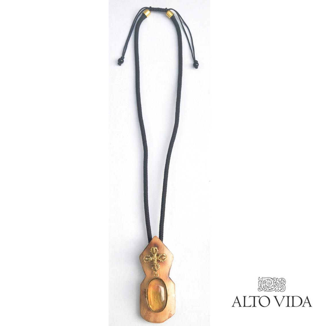 ALTO VIDA MYSTIC PENDANT -  MIGHTY VAJRA AND STONE