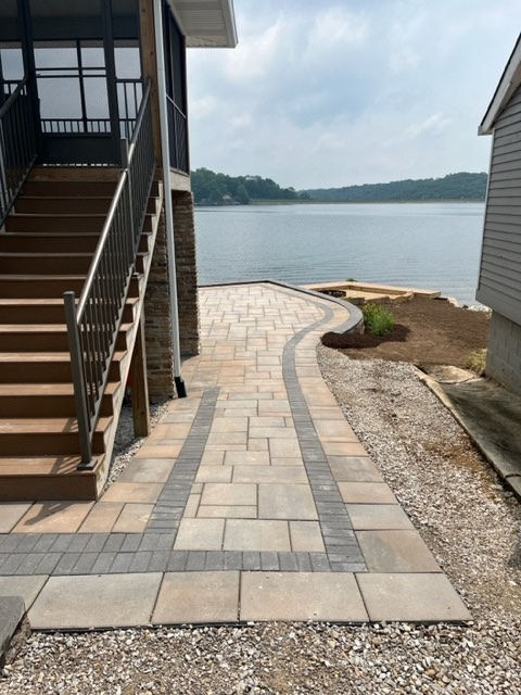 raised lake patio 9.jpg