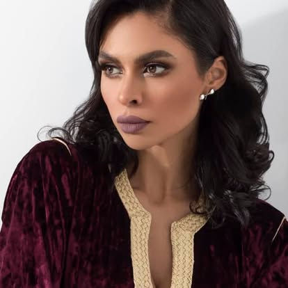 Kaoutar Boudarraja in her modeling portfolio, 8256