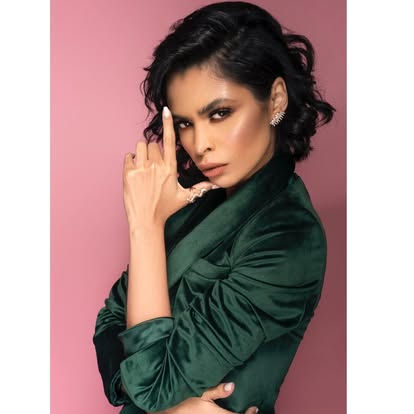 Kaoutar Boudarraja in her modeling portfolio, 5149