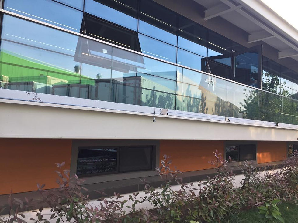 teras-cam-korkuluk-005