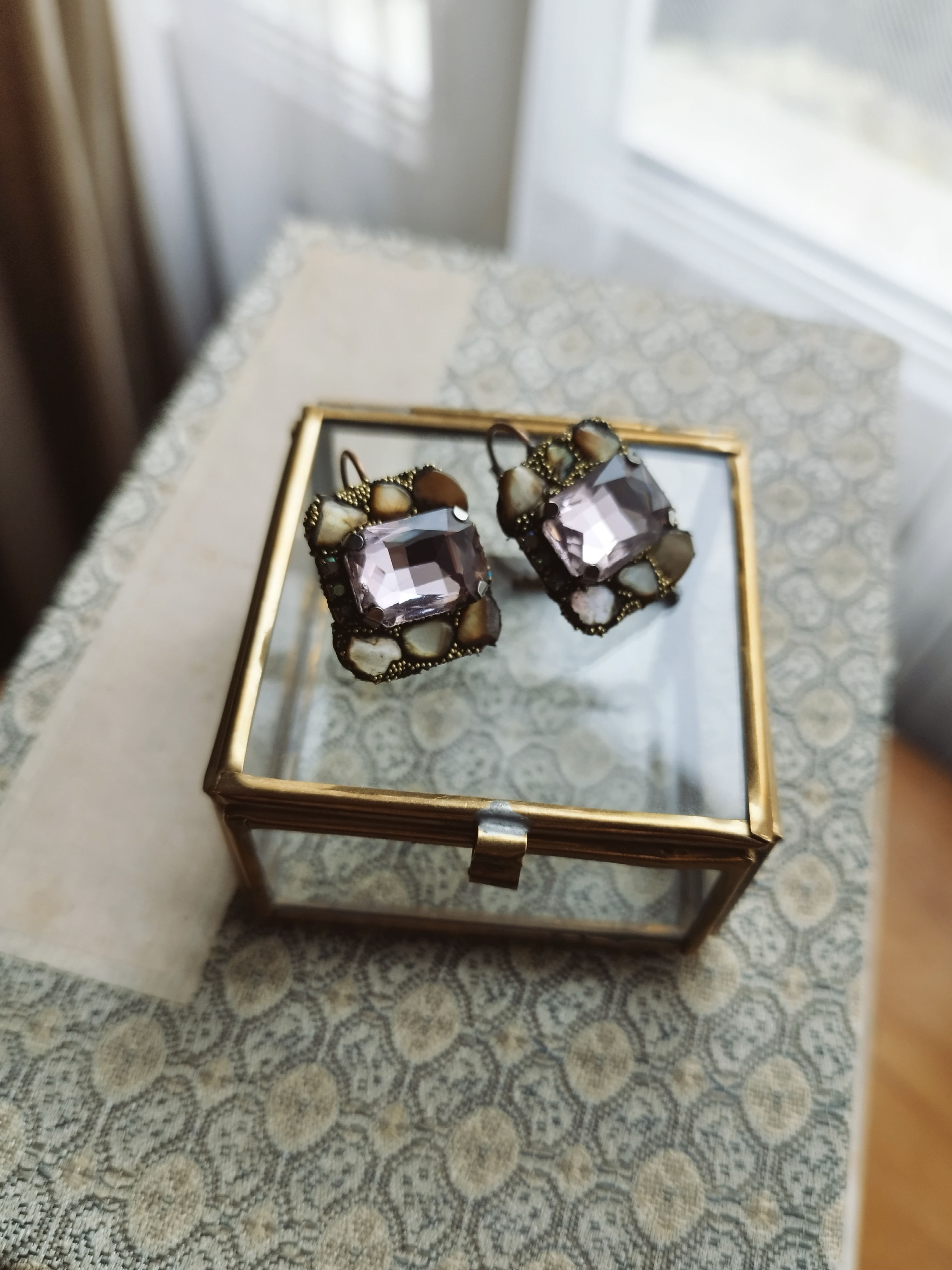 Secret Garden Sleepers, "Rosewood", crystals and mother-of-pearl