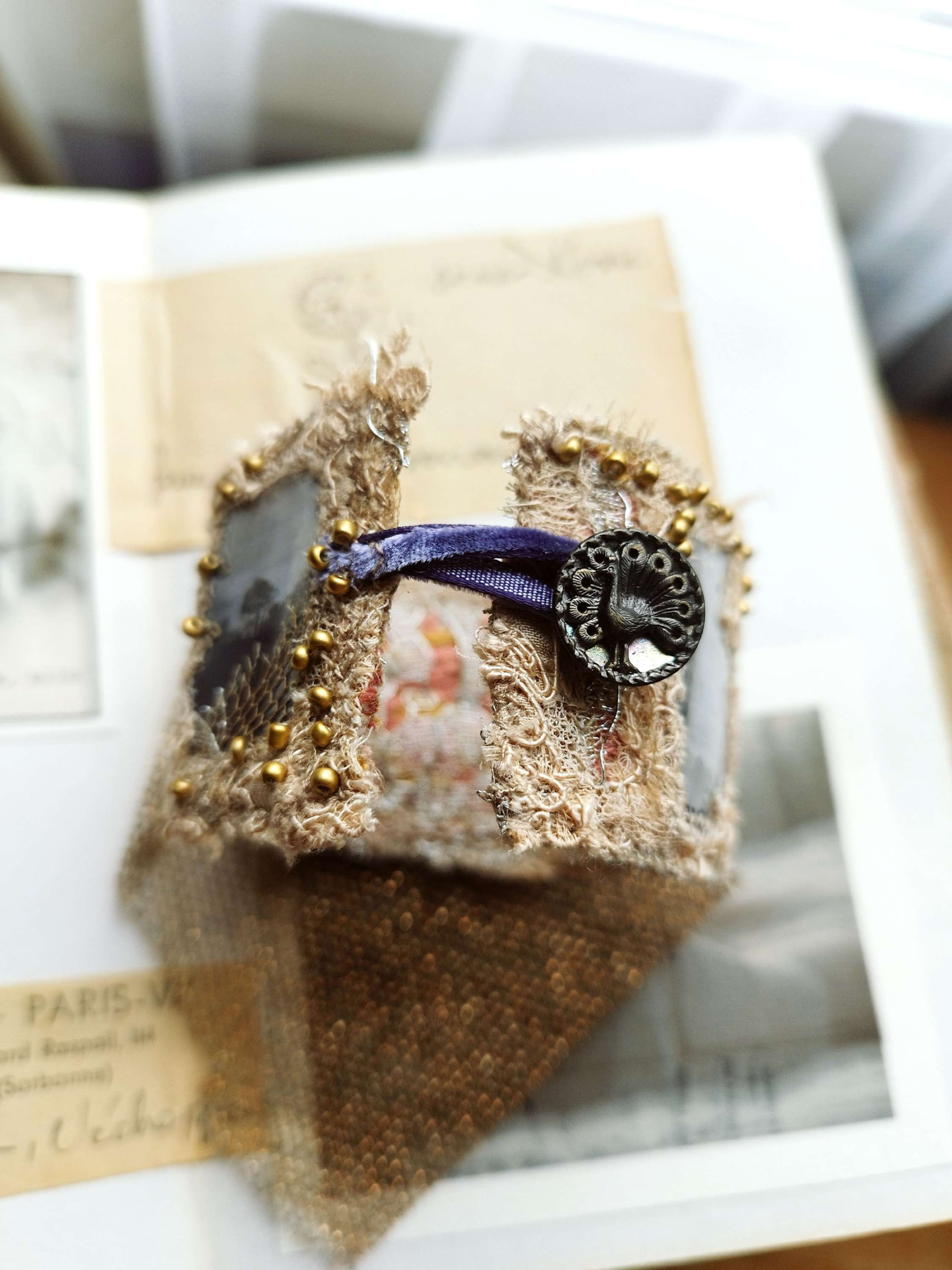 Bracelet Jardin Secret, "Poèmes"