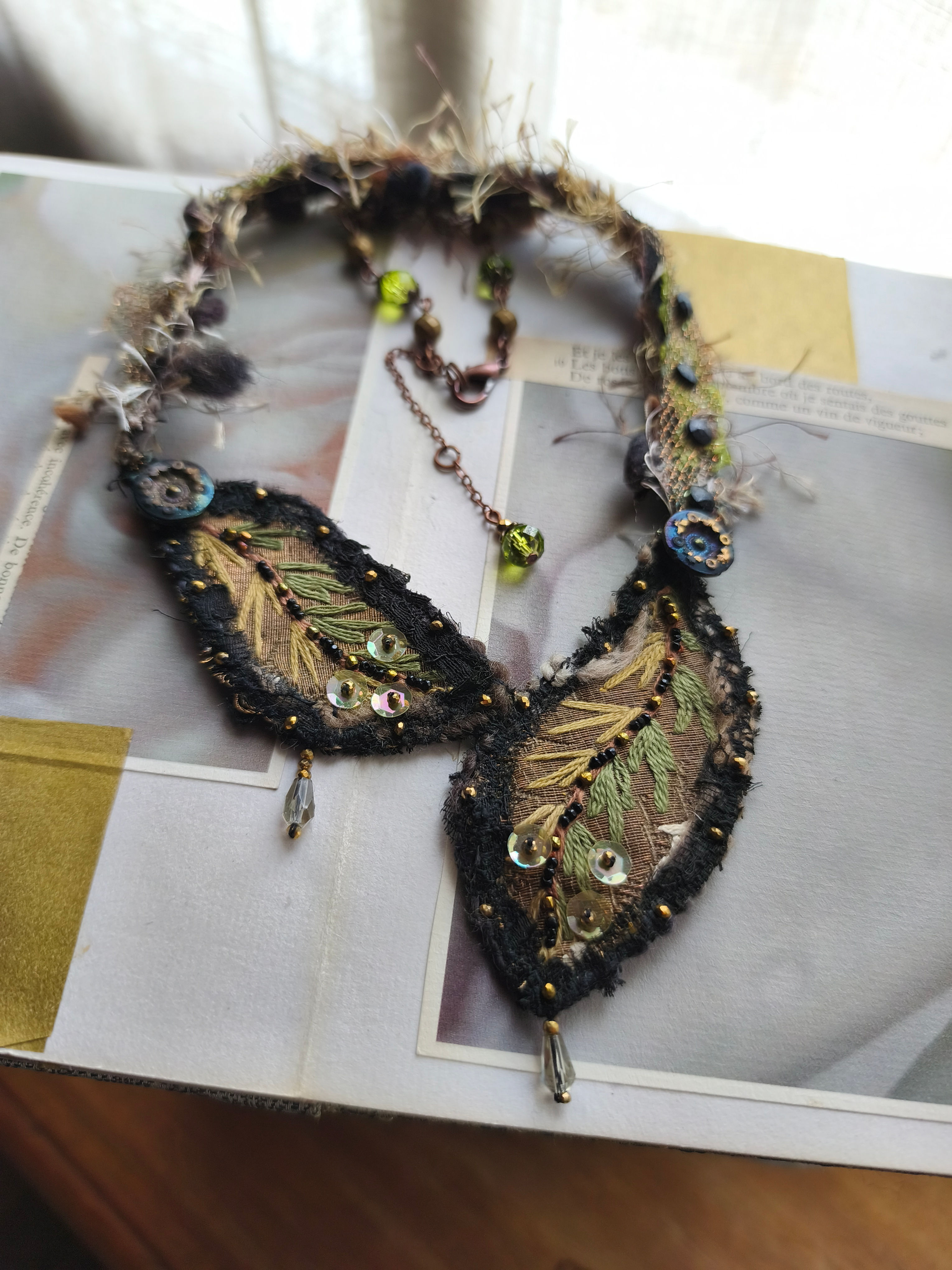 Collier Le VoYage ImmObile, "De L'Arbre"