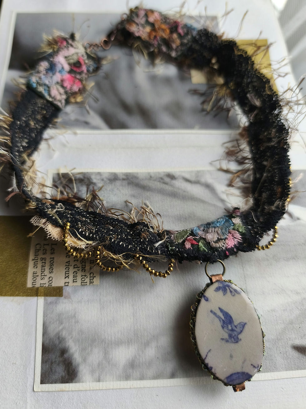 Thumbnail: Collier Le VoYage ImmObile, "Adagio"