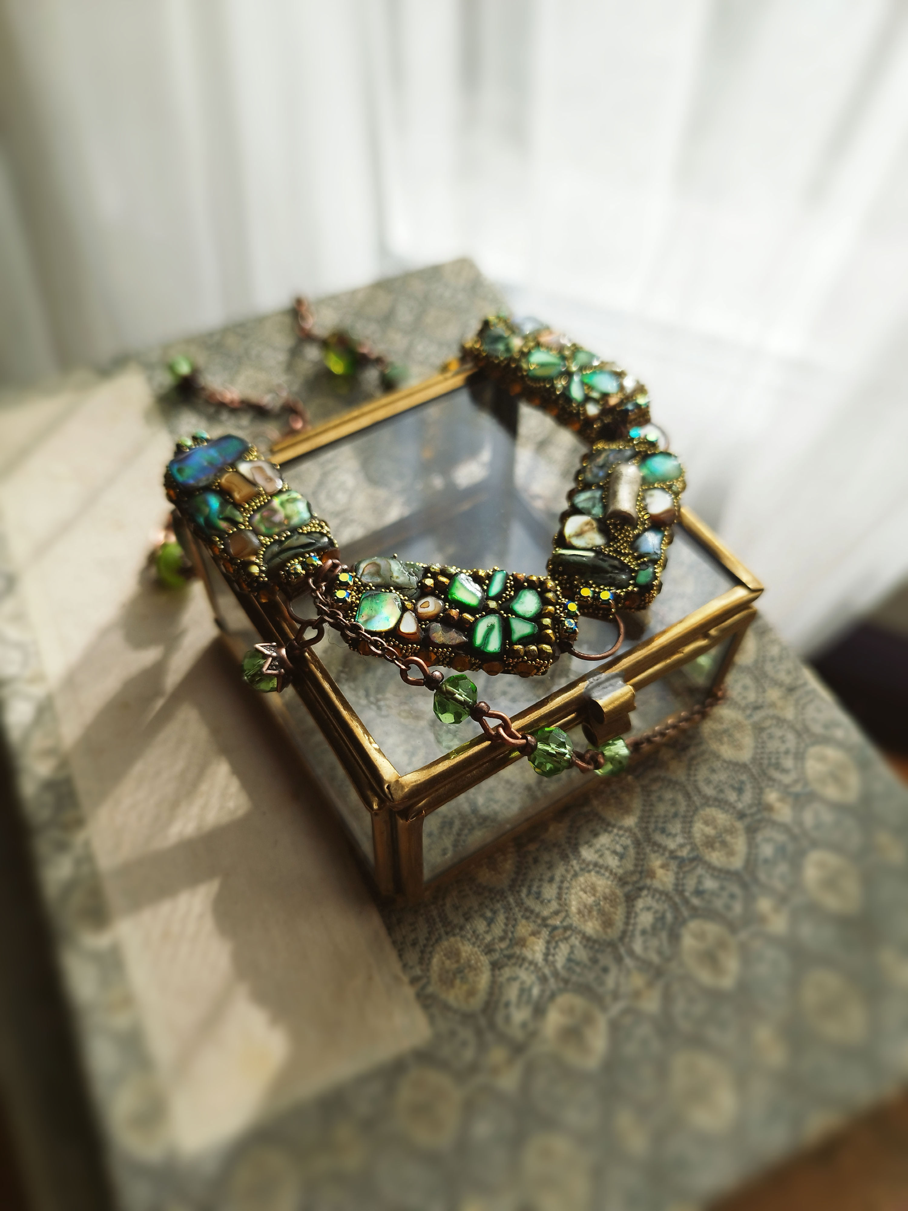 Secret Garden Necklace, "La Prairie", crystals and mother-of-pearl