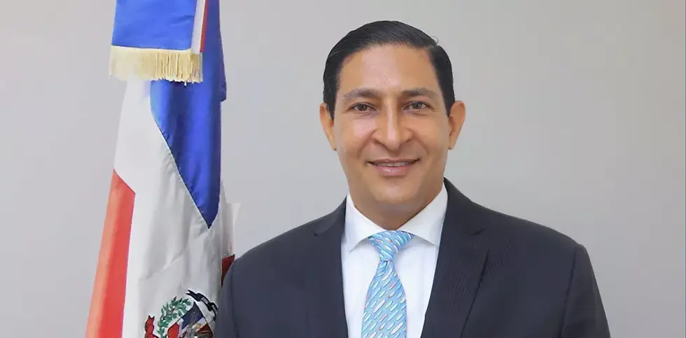 Historiador Iván Gatón resalta uso que dio Duarte al teatro para persuadir