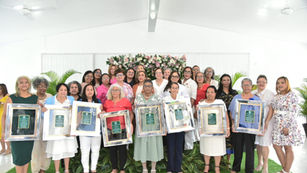 Coopunión reconoce a ocho mujeres meritorias de la provincia Hermanas Mirabal