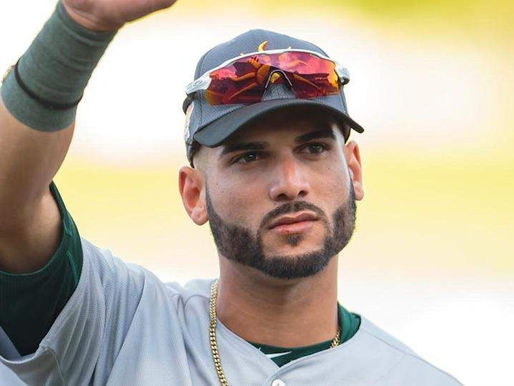 Luis Barrera se destaca con el bate en la Liga Mexicana de Beisbol