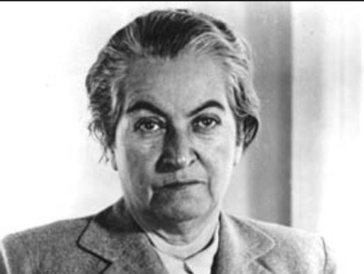 Hoy en la historia. Nace Gabriela Mistral