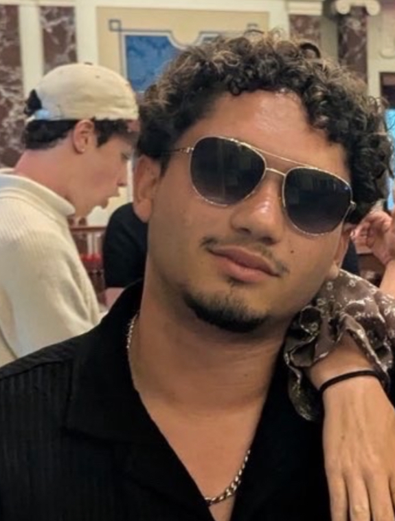 Writer: Javier Estremera