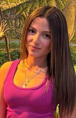 Amanda Flores, Science Editor In Chief