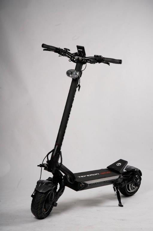 Küçük resim: Teverun Fighter 11 Plus Elektrikli Scooter