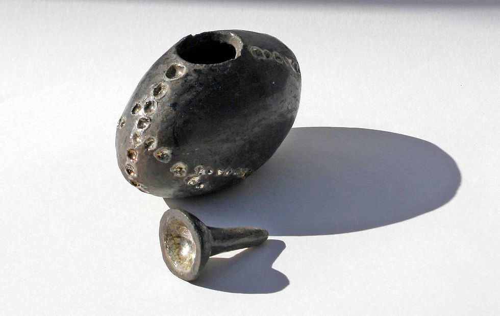 Small egg bottle 3