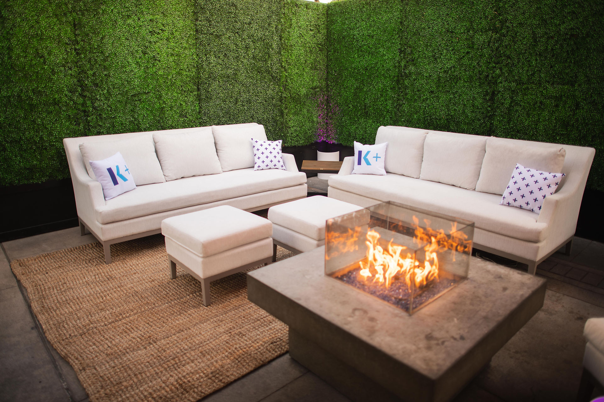 Lounge Area 2