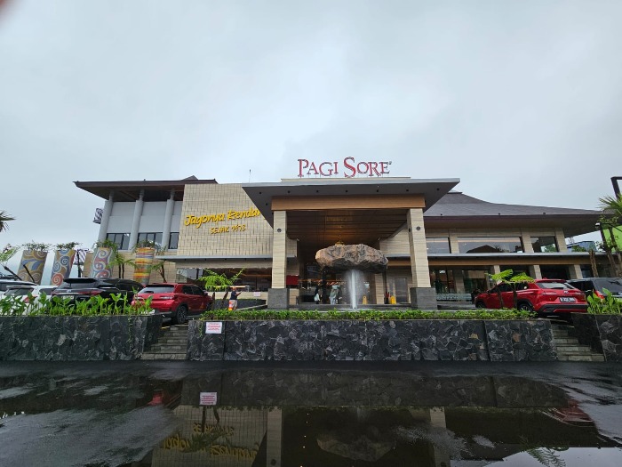 Restoran Padang Pagi Sore: Kuliner Baru di Dekat Villa Bango — inspirasi dari Villa Bango di Cilember, Puncak