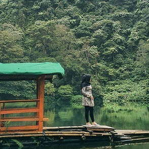 Telaga Warna Puncak: Pesona Bukti Indahnya Wisata Alam Bogor