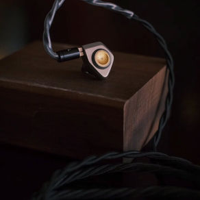 [New Stock Arrival] Faith Audio Labs E1000 Single Dynamic Driver IEM