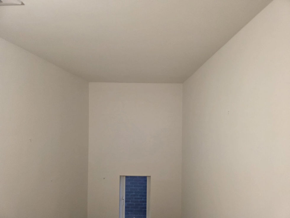 WhatsApp Image 2025-12-10 at 11.40.48 (1)