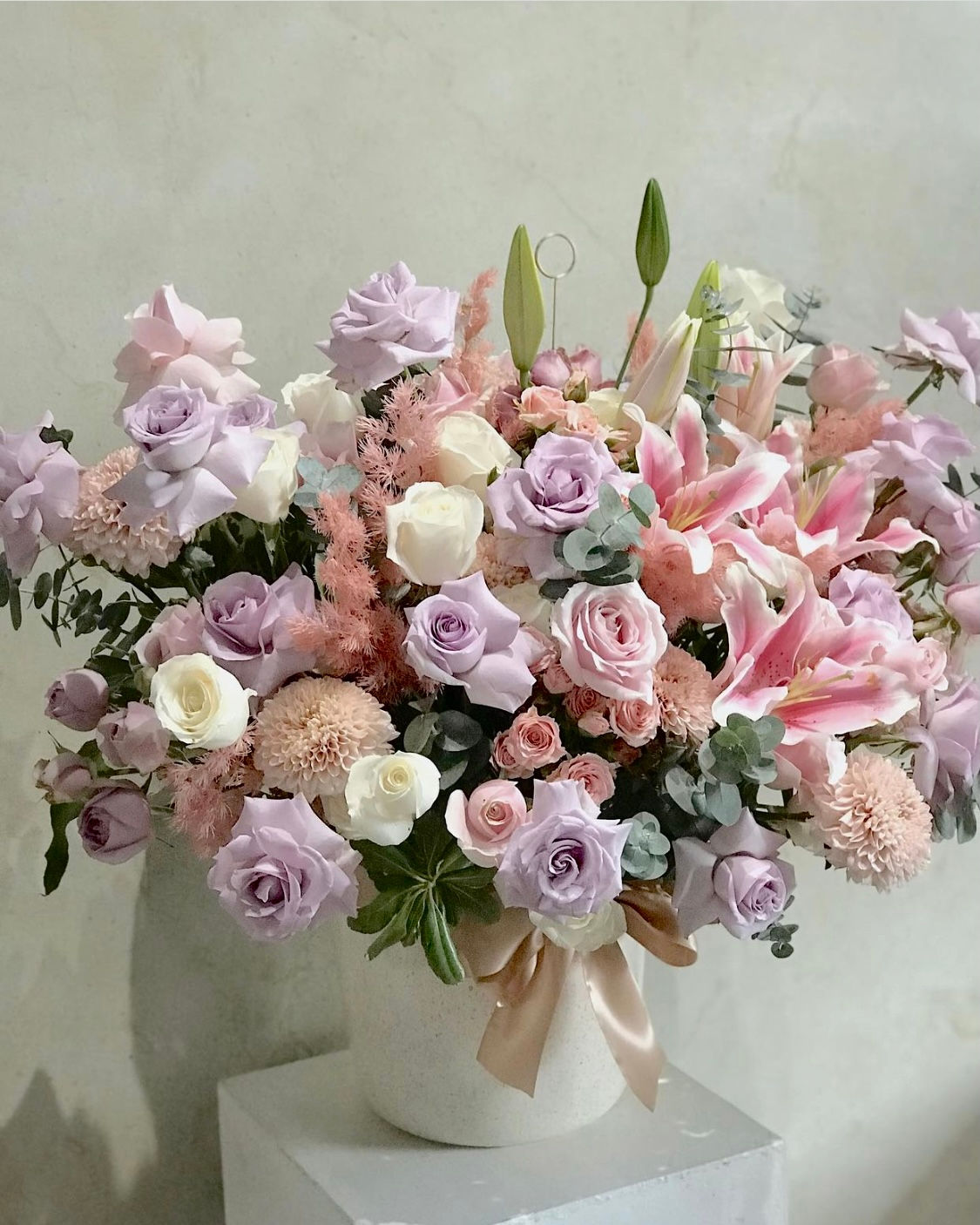 Dreamy Fleurs on Vase | 130 AUD